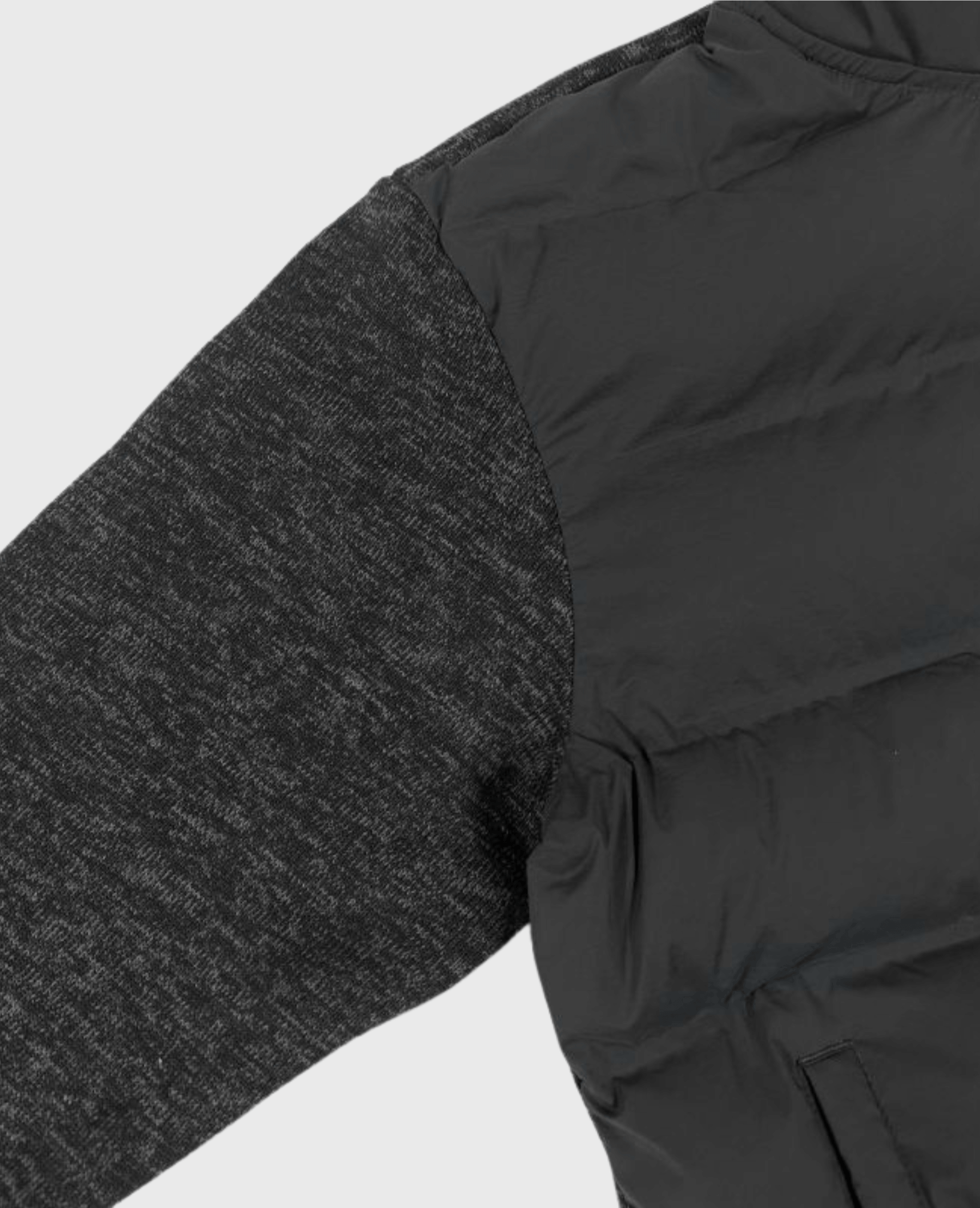 AXEL PUFFER CARDIGAN SVART