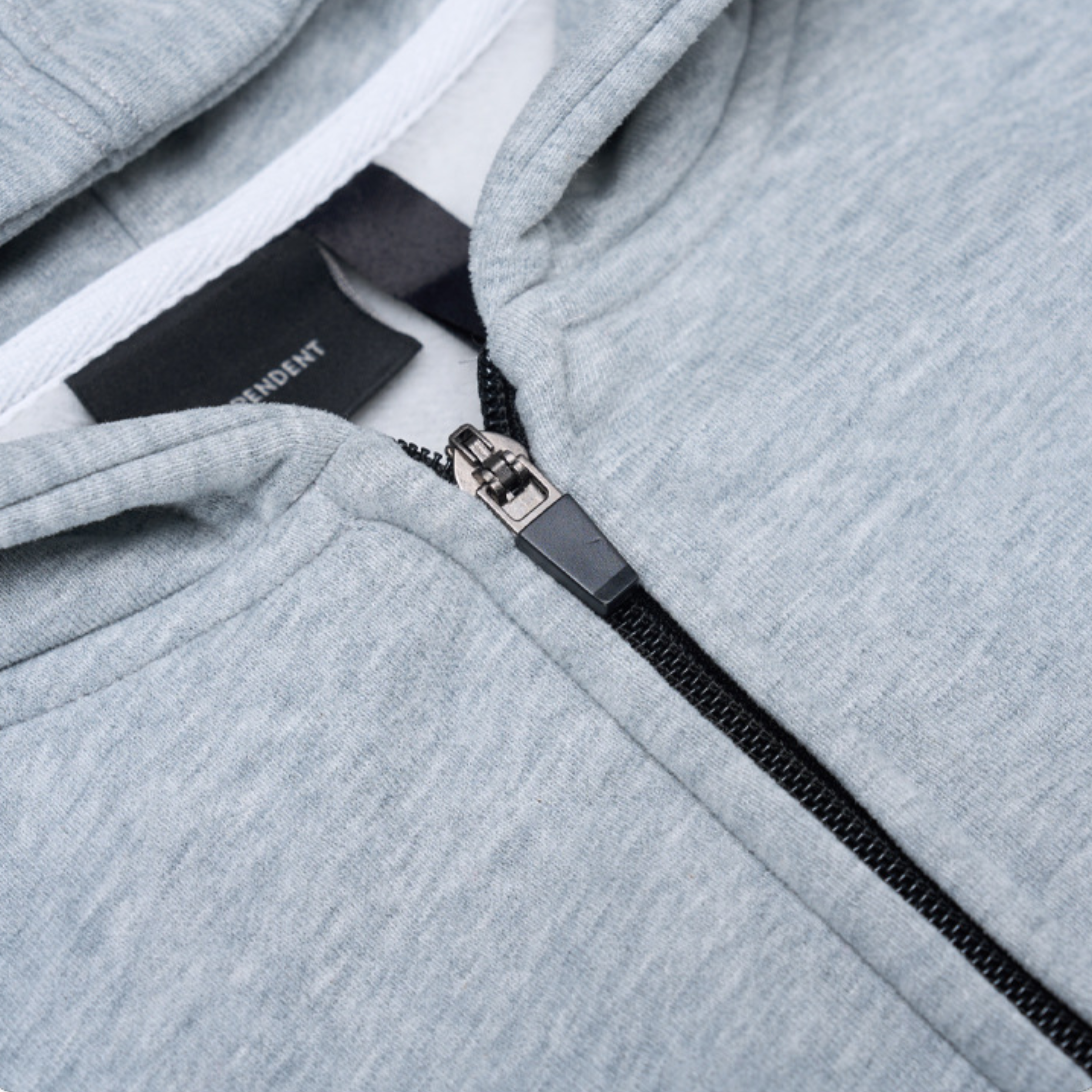 AXEL ZIP HOODIE
